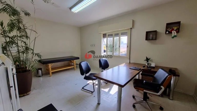 Imagem Sobrado à venda, Olímpico