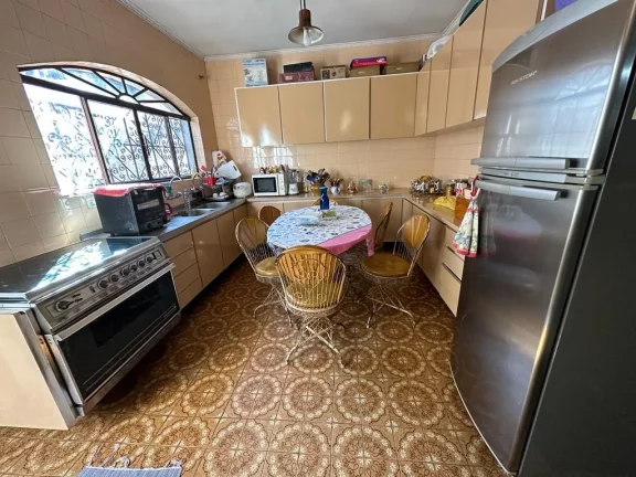 Imagem Casa com 4 dormitórios à venda, 293 m² por R$ 1.200.000,00 - Vila Figueira - Suzano/SP