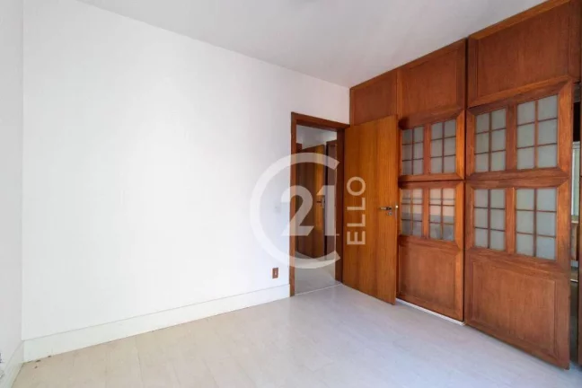 Imagem Apartamento FORA DE ROTA em Moema!!!