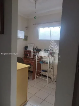 Imagem Casa em Condomínio para Venda em Rio Claro, Jardim Esmeralda, 2 dormitórios, 1 banheiro, 2 vagas