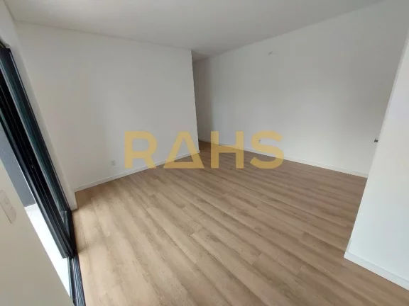 Imagem Apartamento Giardino no bairro Anita Garibaldi, com 159 m² sendo 1 suítes e 2 dormitórios, mais, ...