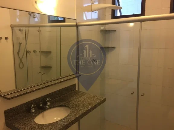Imagem Aluguel de Casa no Itaim Bibi: 3 quartos, 1 suíte, 2 salas, 2 banheiros, 2 vagas de garagem, 150 m² - São Paulo-SP