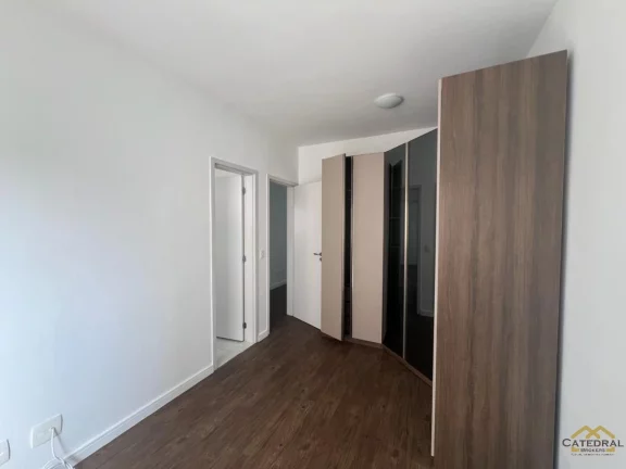Imagem Apartamento com 03 Quartos (1 suíte) 02 vagas de garagem no Forest