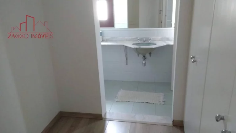 Imagem Casa em Condomínio Fechado - 310m² - 5 dormitórios