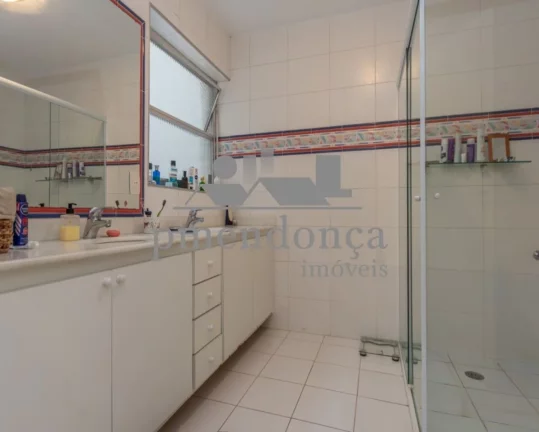 Imagem Apartamento 3 quartos, 1 suite, 1 vaga, 237 m2