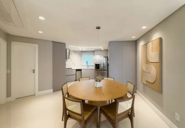 Imagem Apartamento com 3 dormitórios à venda sendo 3 suítes, 164.96 m² por - R$ 10.399.000,00 - Pioneiros - Bal. Camboriú/SC