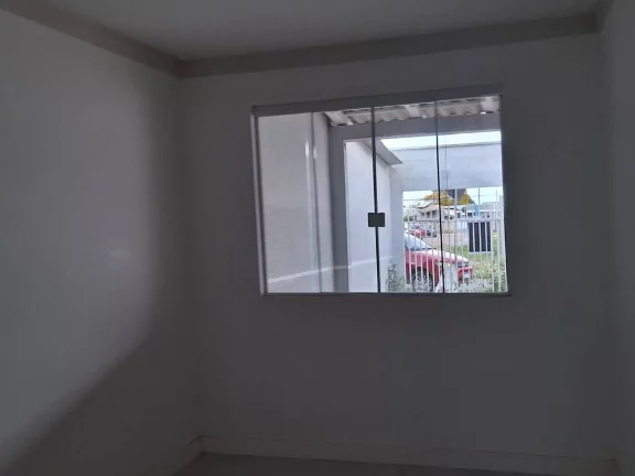 Imagem Sobrado com 4 Quartos no Santa Terezinha - FRG - R$490 mil