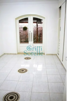 Imagem Casa Térrea à Venda na Vila Madalena - São Paulo/SP.