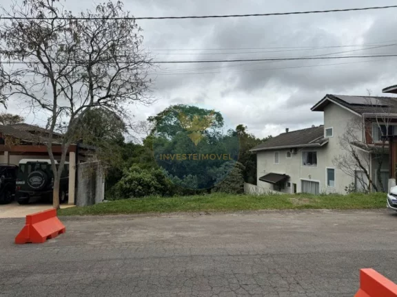 Lote a Venda no bairro Granja Viana - Carapicuíba, SP