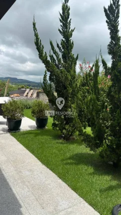 Imagem Casa de Alto Padrão no Residencial 7 Lagos - Estilo Inglês, Sofisticada!