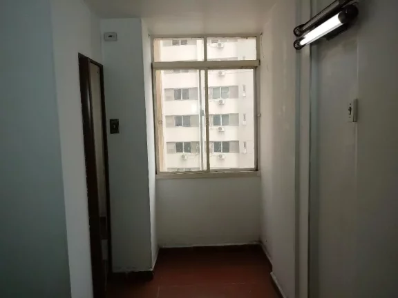 Imagem Apartamento com 1 dormitório e sacada na Consolação