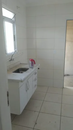Imagem Aluguel de Casa em Condomínio de Luxo em Sorocaba-SP, Jardim Simus: 2 quartos, 1 suíte, 2 salas, 2 banheiros, 75m².