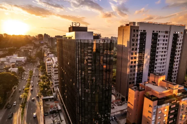 Imagem NL 2800 - Sala à venda no bairro Chácara das Pedras - Porto Alegre/RS