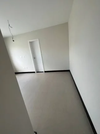 Imagem Casa à venda no Cond. Terras Alphaville 1 com 3/4, Área de Lazer e 4 Vagas de Garagem
