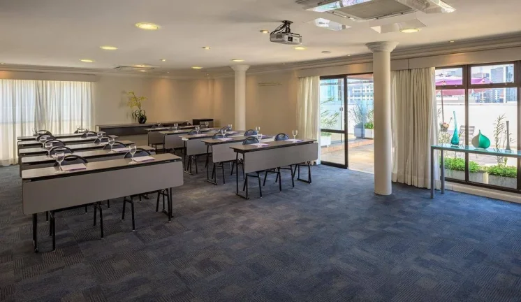 Imagem Flat disponível para locação no Mercure São Paulo Alamedas, com 95m², 2 dormitórios e 2 vagas de garagem