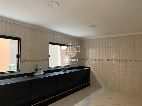 Imagem Linda Casa em Vargem Pequena — Venda e Locação disponíveis!