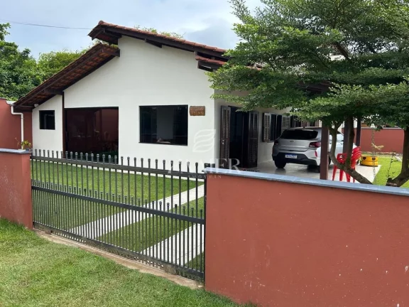Casa com 3 quartos, Balneário Enseada - São Francisco do Sul
