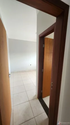 Imagem Apartamento à Venda em Ipanema, Patos de Minas | 2 Quartos, Suíte e Localização Privilegiada