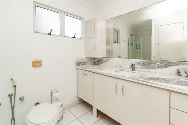 Imagem Apartamento à venda em Porto Alegre, Petrópolis, com 2 quartos, 87m2