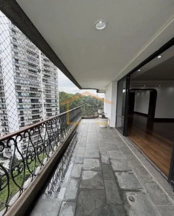 Imagem Apto alto padrão, 350m², 4 dormitórios, sendo 4 suites master com closet e hidromassagem, salas a...