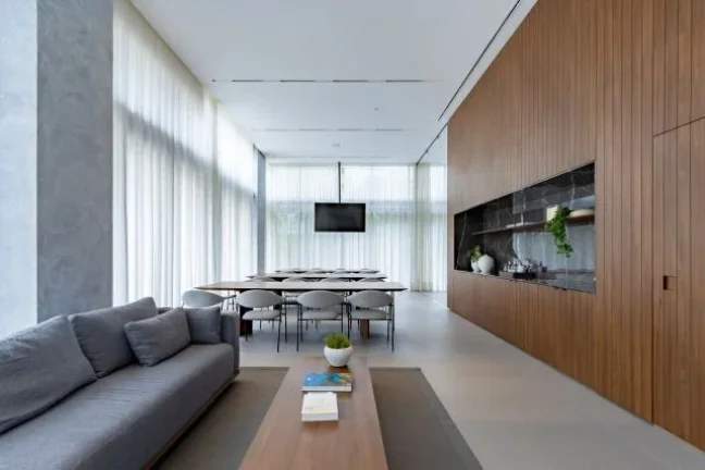 Imagem Apartamento no Bigorilho. Ampio Laguna. 131 m2. Novo.