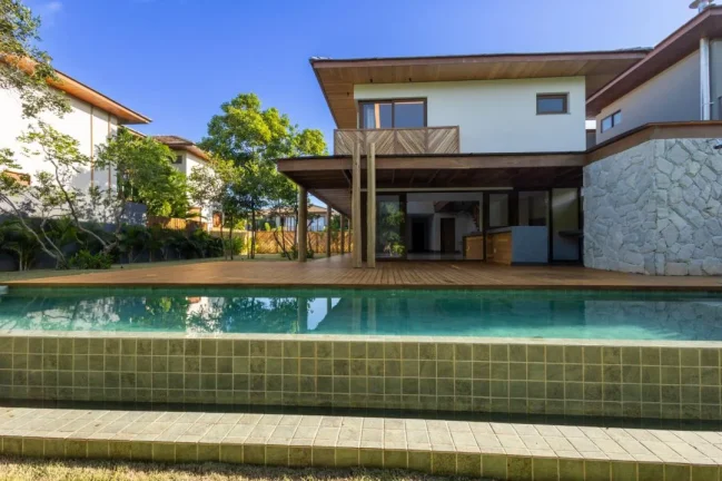 Imagem Imóvel em Condomínio: Casa de 387m² em Praia do Forte - Venda - Praia Bella