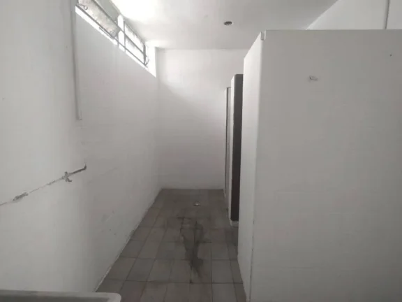 Imagem Galpão para Alugar com 944m² e 70 vagas!!!