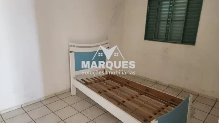 Imagem Imovel a venda de 3 dorms, c/ 1 edicula nos fundos