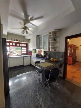 Imagem Vende-se Linda Casa 3 suítes, no condomínio Vila Verde.