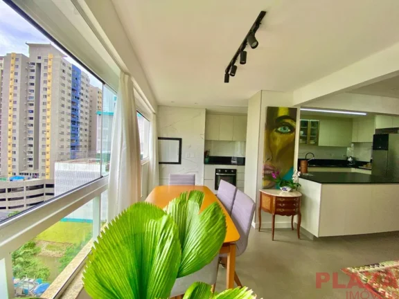 Imagem OPORTUNIDADE - Apto completamente decorado e reformado com 2 dormitórios sendo uma suíte