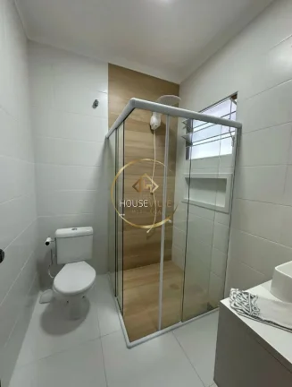 Imagem Casa sobrado 3 dormitorios (1 suíte), 2 vagas, Jd. Uirá, Sjc.