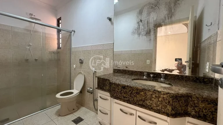 Imagem Casa para venda ou locação em Campo Grande-MS, Vivendas do Bosque: 3 quartos, 1 suíte, 4 salas, 4 banheiros, 3 vagas de garagem, 351,00 m².