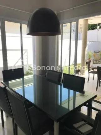 Imagem Belíssima casa de Condomínio a venda Parque Taquaral, em Campinas.

Com arquitetura moderna em con...