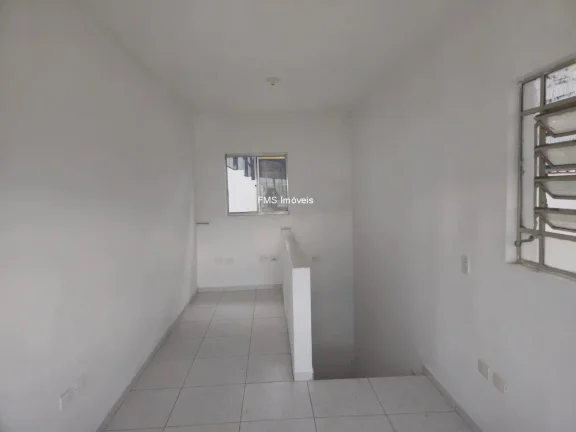 Imagem Galpão com 1200m2 na Vila Maria.