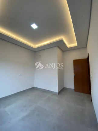 Imagem CASA DISPONIVEL PARA VENDA, NO CIDADE JARDIM, SINOP - MT.