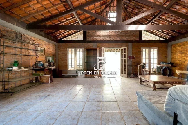 Imagem Casa à venda, 400 m² por R$ 880.000,00 - Córrego das Pedras - Teresópolis/RJ