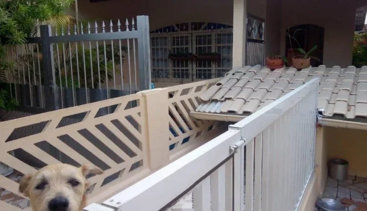 Imagem Casa para Venda em Praia Grande, Vila Caiçara, 2 dormitórios, 1 suíte, 2 banheiros, 5 vagas