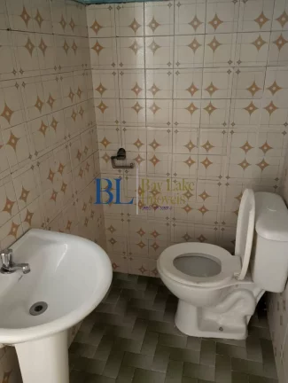 Imagem Casa Ampla com 4 Dormitórios, Suíte e Garagem para Até 7 Carros