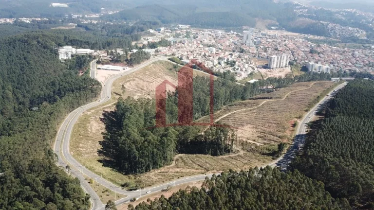 Imagem Terreno à venda na Região Central de Caieiras-SP com 275m² de área!