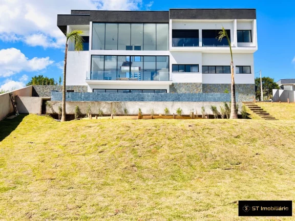 Imagem Casa Cinematográfica localizada em Atibaia! Aceita financiamento bancário!