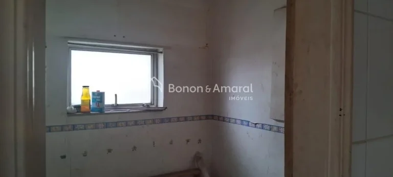 Imagem Apartamento à Venda no bairro Cambuí, Campinas ? Excelente Oportunidade de Retrofit

Este apartame...