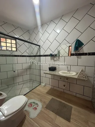 Imagem Excelente casa à venda no bairro Monte Alegre, com localização privilegiada, próxima a escolas, ...