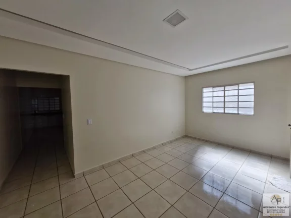 Imagem Casa para Venda em Aparecida de Goiânia, Independência, 3 dormitórios, 1 suíte, 2 banheiros, 2 vagas