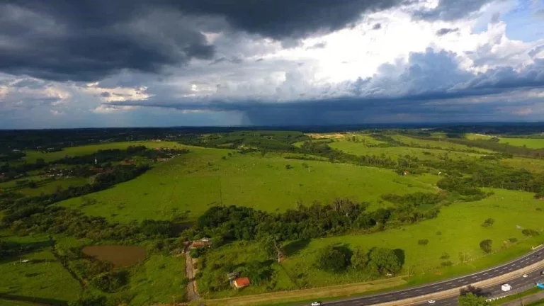 Imagem EXCELENTE ÁREA COM FRENTE PARA RODOVIA ANHANGUERA NA CIDADE DE LIMEIRA/SP. COM 283.140 M² COM 270 ...