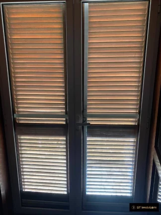 Imagem Alugo Casa - Ótima Localização para Clínica, Comércio ou Moradia em Atibaia