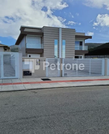 Imagem CASA RESIDENCIAL em GOVERNADOR CELSO RAMOS - SC, Praia de Palmas