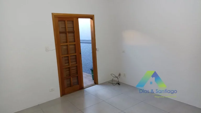 Imagem Casa Térrea com 2 dormitórios e 2 banheiros em Planalto Paulista, São Paulo/SP