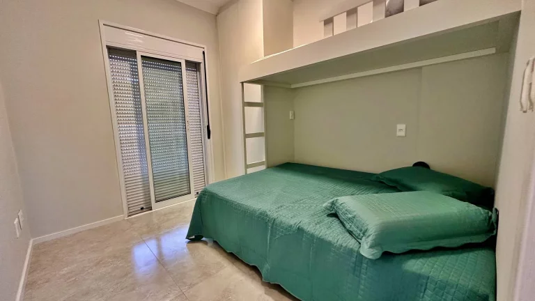 Imagem Apartamento com 3 dormitórios à venda, 87 m por R$ 3.300.000,00 - Riviera