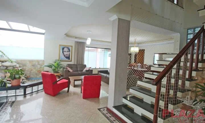 Imagem Casa no centro de Balneário Camboriú
