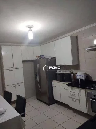Imagem Sobrado com 2 dormitórios à venda, 133 m² por R$ 445.200,00 - Vila Galvão - Guarulhos/SP